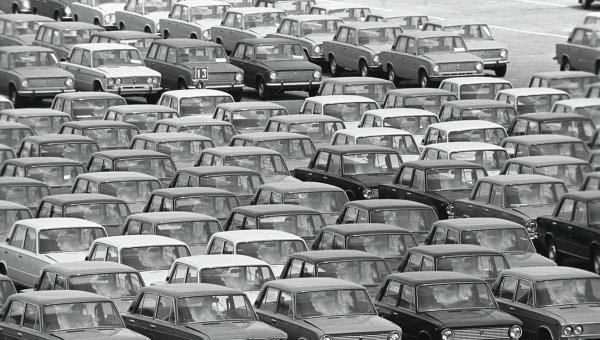 АвтоВАЗ - Волжский автомобильный завод (ВАЗ) в городе Тольятти Самарской области